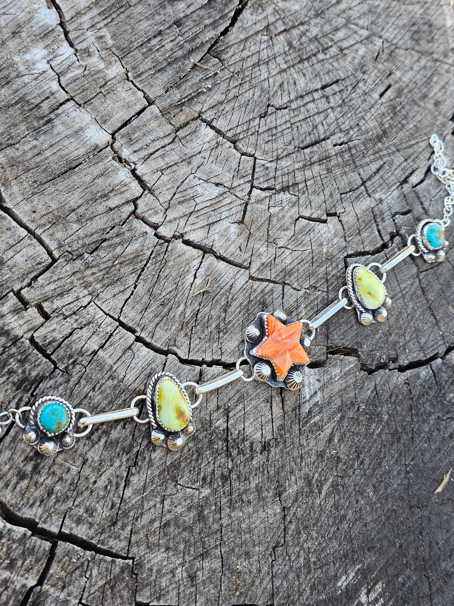Orang Spiny Choker
