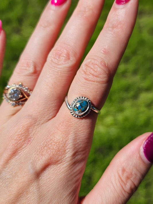 White Buffalo & Kingman Turquoise Ring