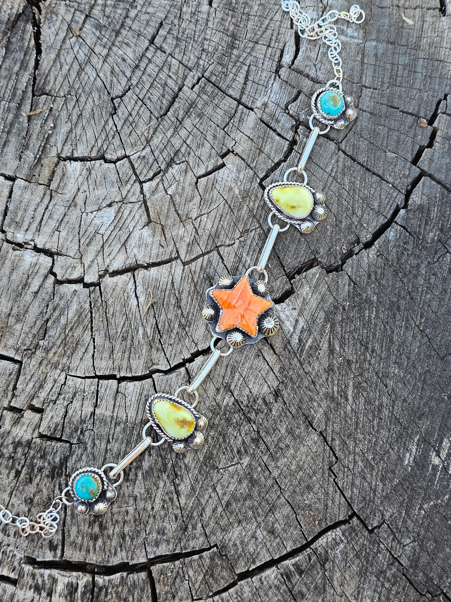 Orang Spiny Choker
