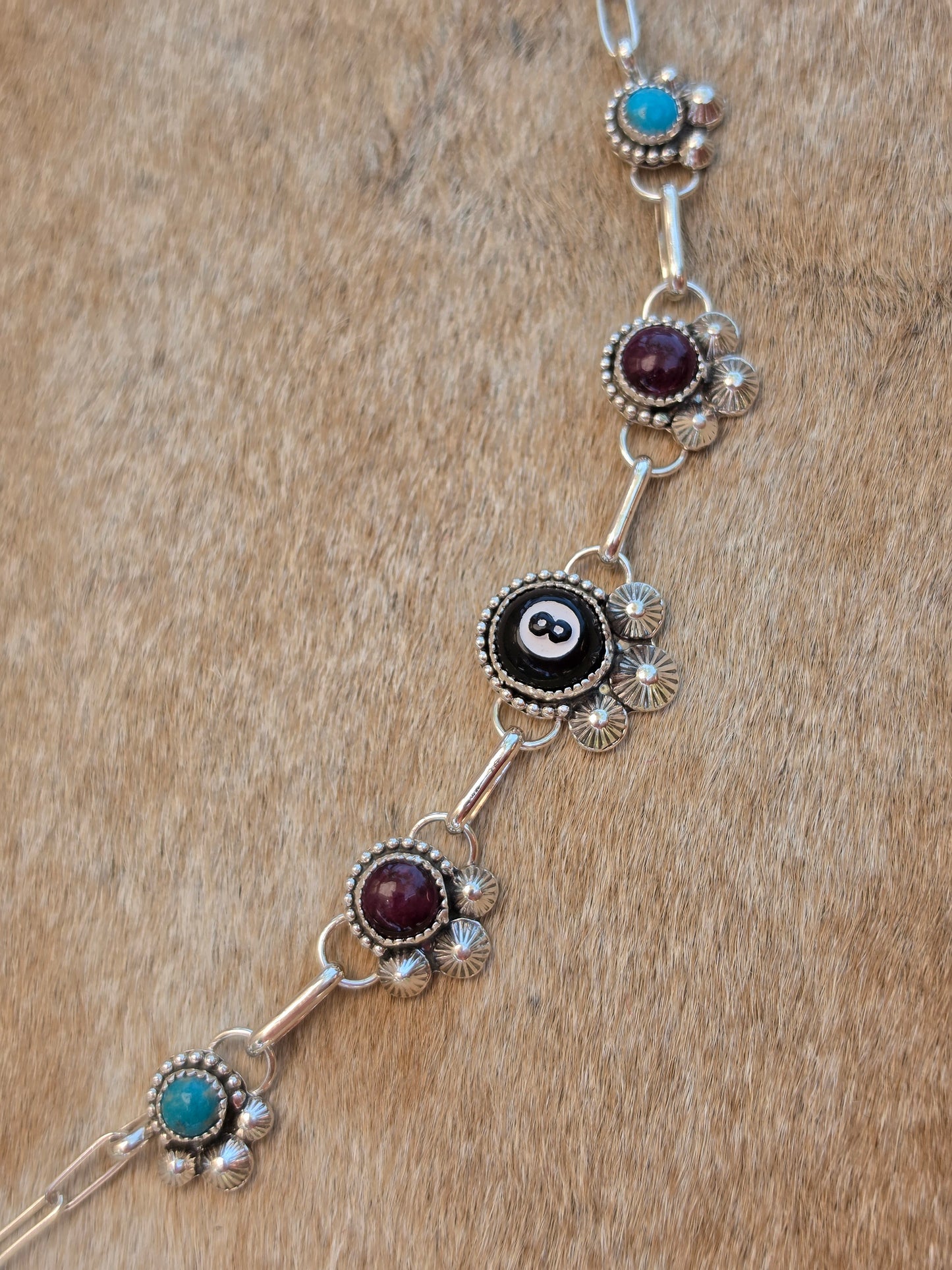8 Ball Choker