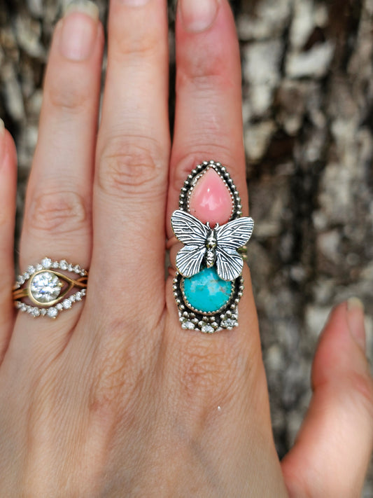 Pink Conch & Mine 8 Butterfly Ring